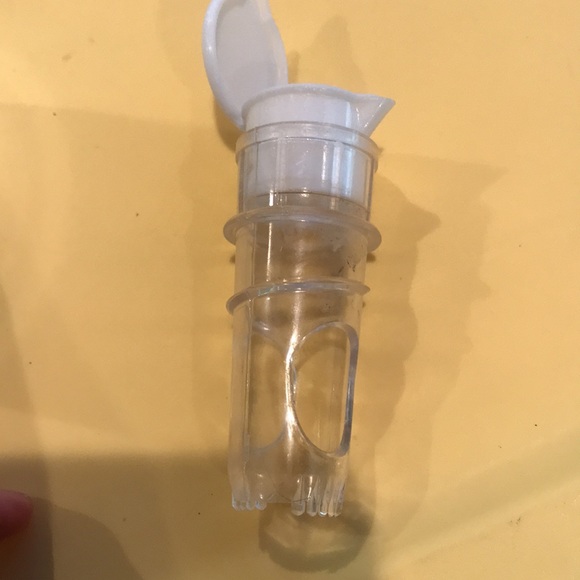 2 Vintage Lemon Squeezer’s - Picture 12 of 16